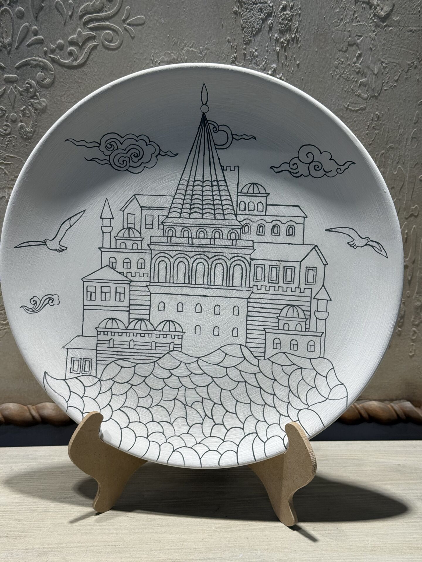 Çini Tahrirli Bisküvi - GALATA 30 CM TABAK