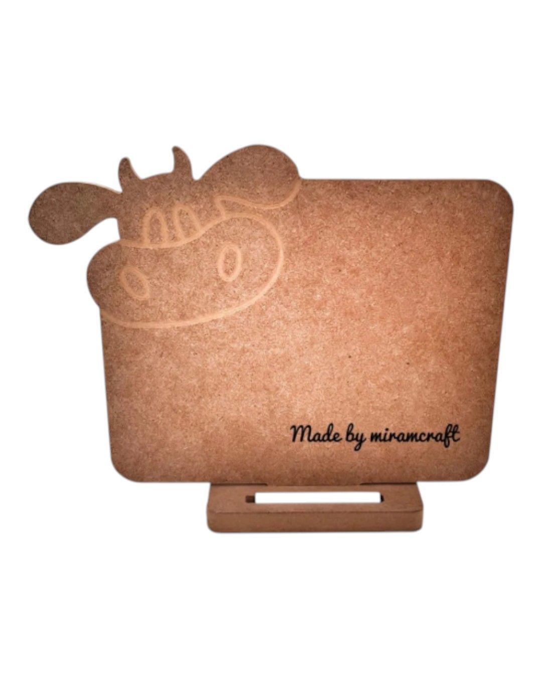 Boyanabilir Ahşap Ham Objeler -İNEKLİ YAZI TAHTASI 29 x 24 cm