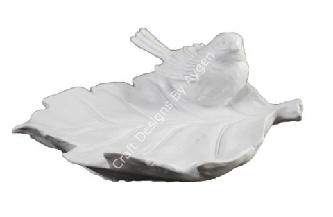 Boyanabilir Polyester Ham Objeler -YAPRAK ÜSTÜNDE KUŞ 9X24 CM