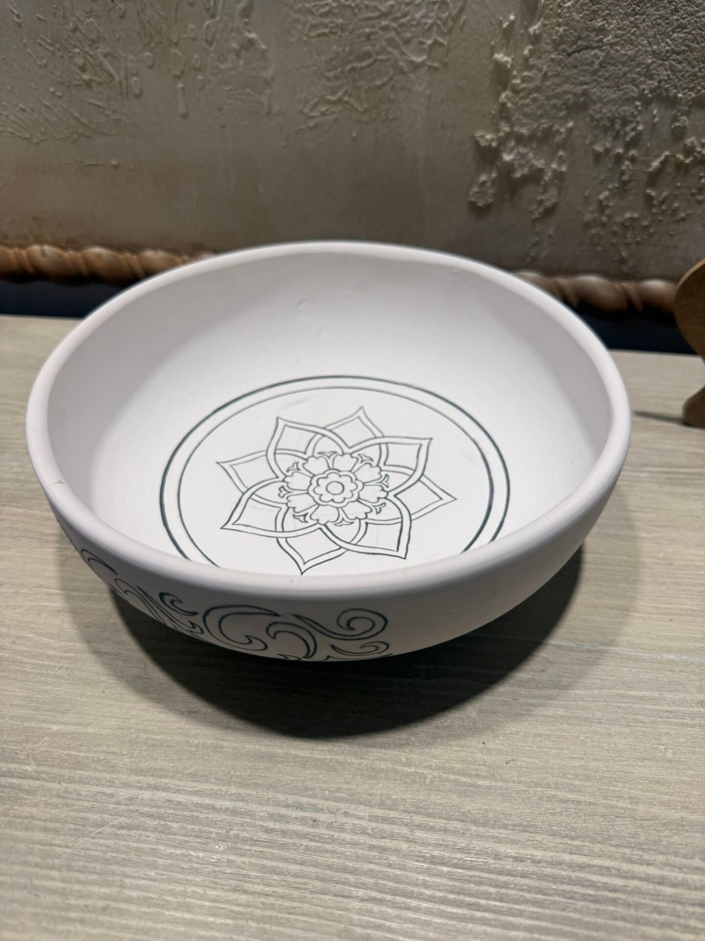 Çini Tahrirli Bisküvi - ÜÇ GONCA KASE 19 CM